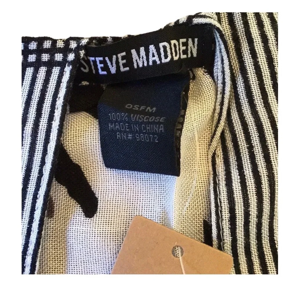Steve Madden Black/White Damask Topper (NWT) (Size: OSFM) - Picture 9 of 12